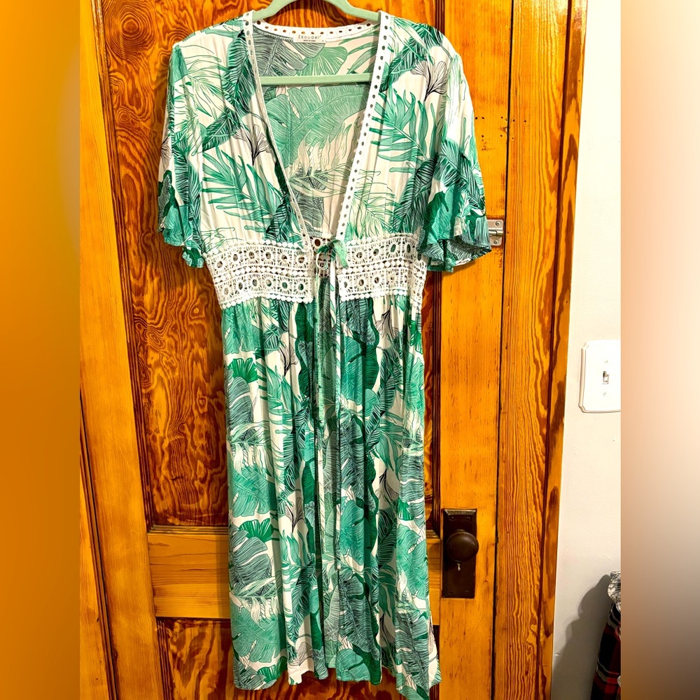 Maxi swimsuit cover up
